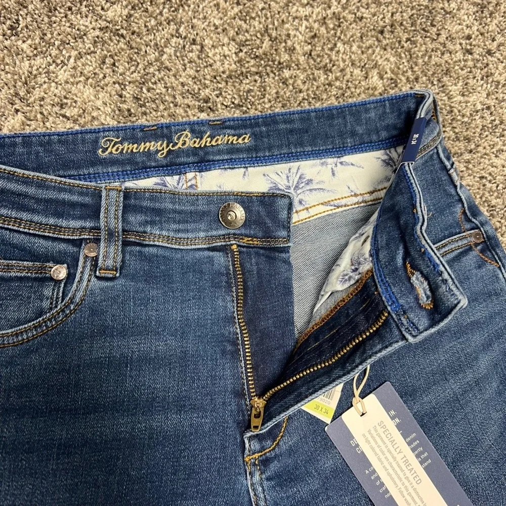 Tommy Bahama Indigo Palms Jeans Mens 30x34 Medium Indigo Wash ST124495 NEW